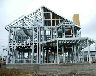 為何輕鋼別墅龍骨機(jī)行業(yè)仍處觀望態(tài)勢？建筑材料的視角分析